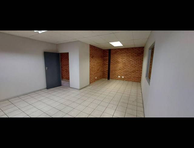 193M² WAREHOUSE TO LET IN HENNOPSPARK